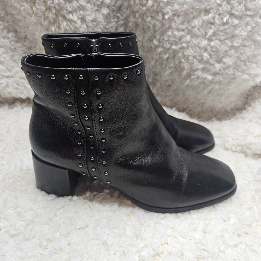 Regarde Le Ciel Pilar Studded Black Leather Ankle Boots sz 38